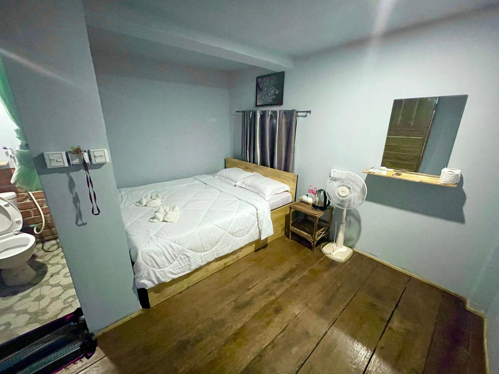 The Cliff Hostel, M'Pay Bay Koh Rong Sanloem Luaran gambar